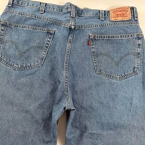 Levi's 550 Blue Jeans Men 41x34 Relaxed Straight Thick‎ Cotton Light Wash Y2K